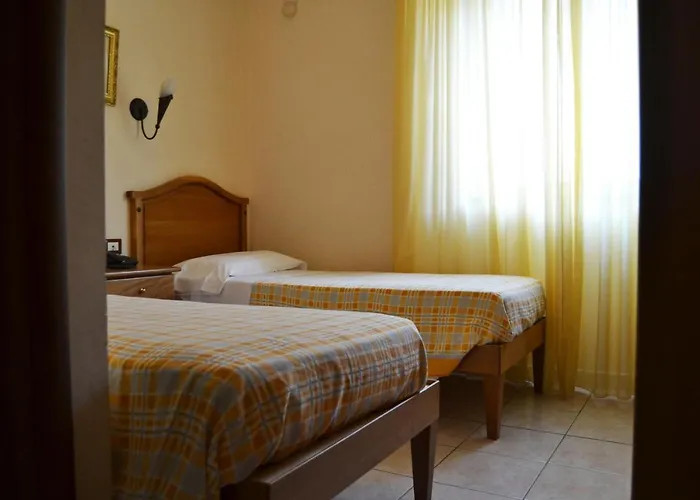 勒阿文尼尔餐厅酒店 吉泽利亚