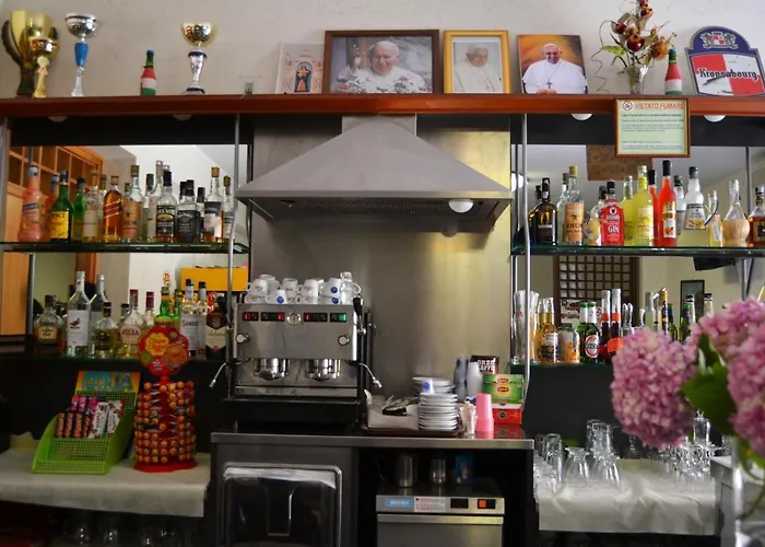 勒阿文尼尔餐厅酒店 3* 吉泽利亚