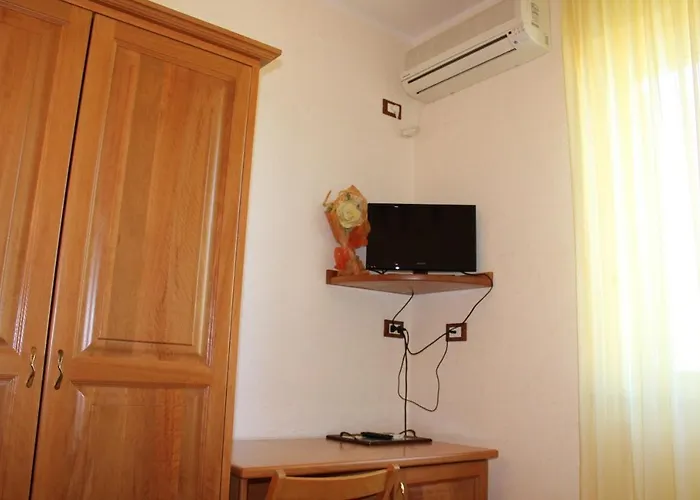 勒阿文尼尔餐厅酒店 酒店