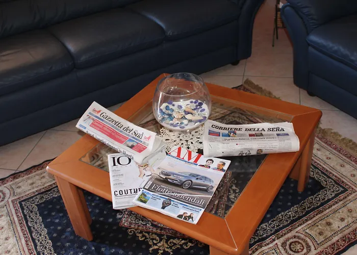 勒阿文尼尔餐厅酒店