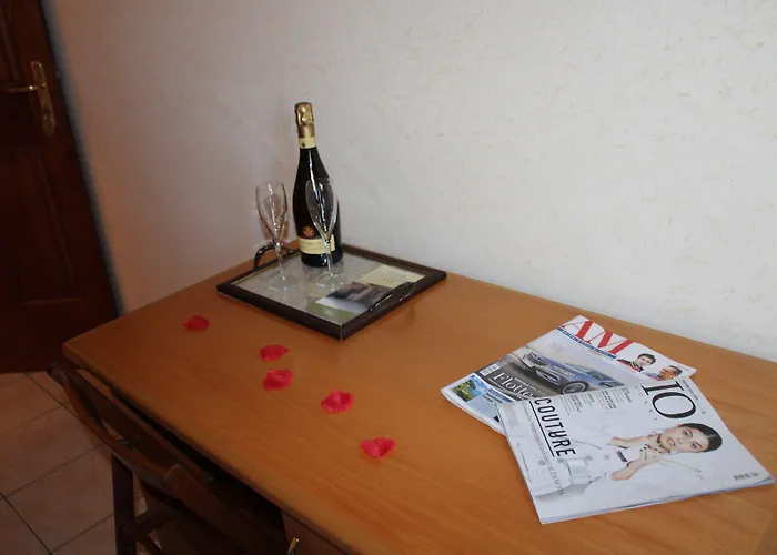 勒阿文尼尔餐厅酒店 3* 吉泽利亚