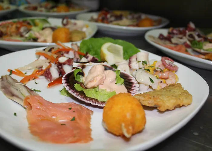 酒店 勒阿文尼尔餐厅酒店