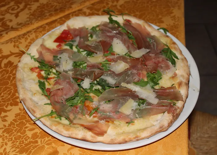 勒阿文尼尔餐厅酒店 3* 吉泽利亚