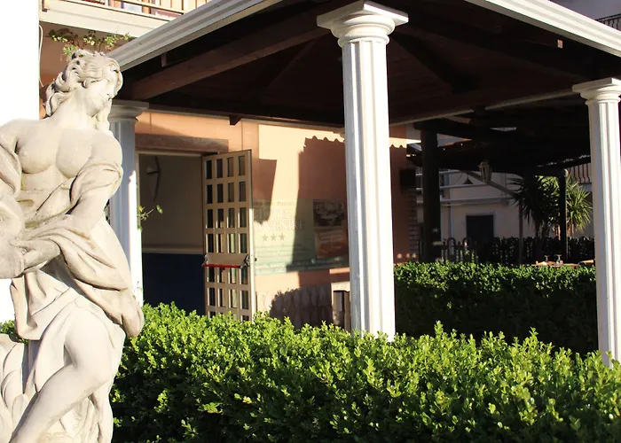 勒阿文尼尔餐厅酒店 吉泽利亚