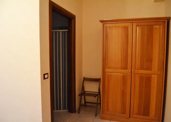 勒阿文尼尔餐厅酒店 酒店 3*